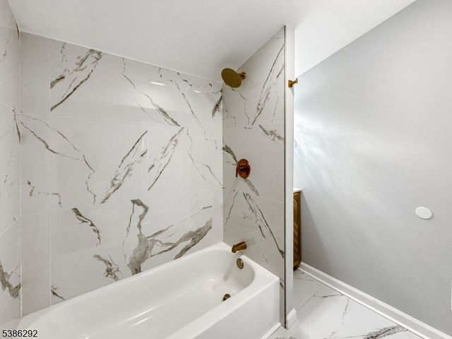 631 S Main St, Greenwich Twp., NJ 08886