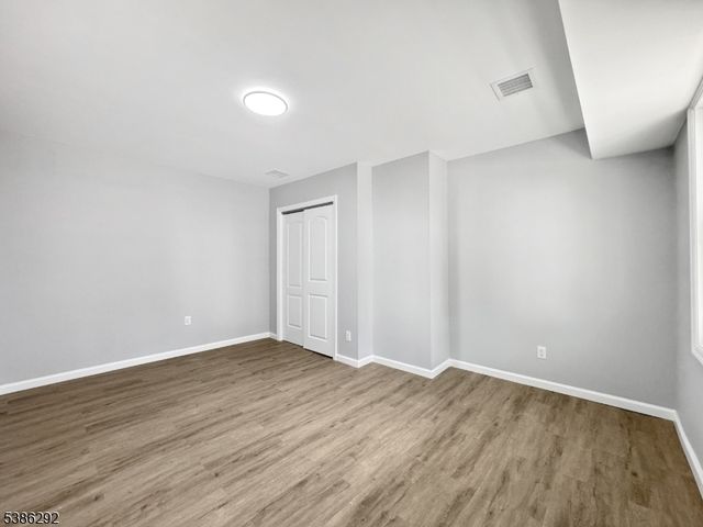 631 S Main St, Greenwich Twp., NJ 08886