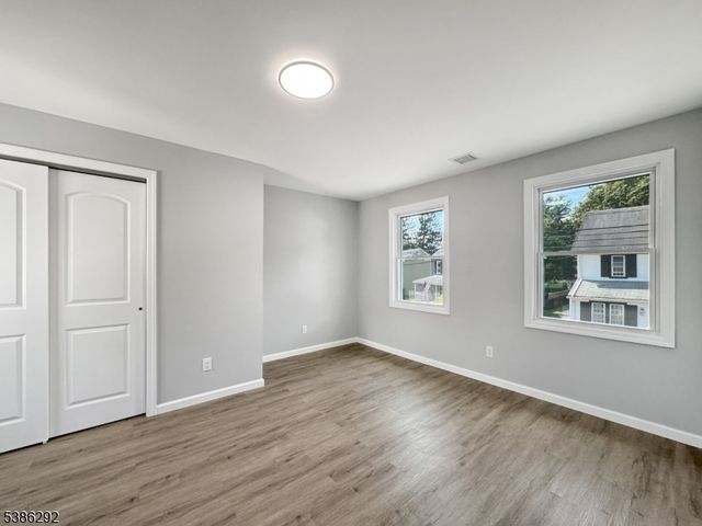 631 S Main St, Greenwich Twp., NJ 08886