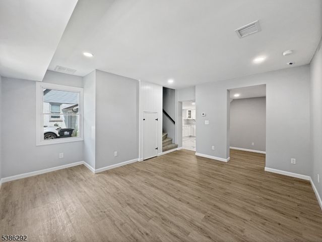 631 S Main St, Greenwich Twp., NJ 08886