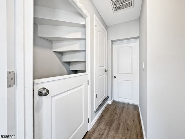 631 S Main St, Greenwich Twp., NJ 08886