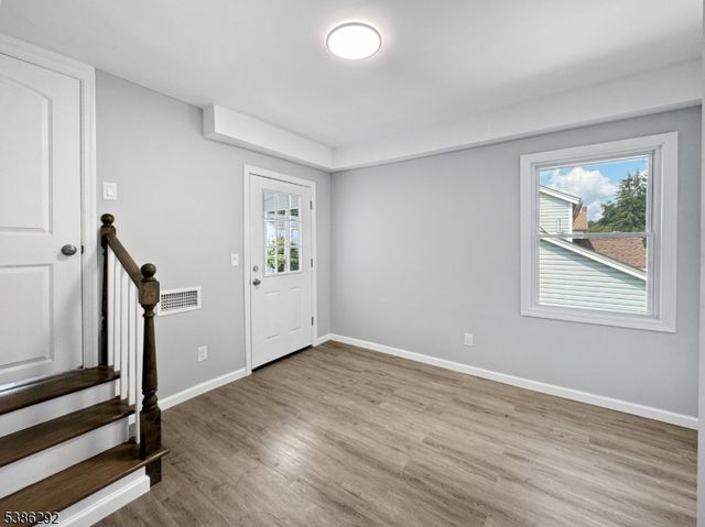 631 S Main St, Greenwich Twp., NJ 08886