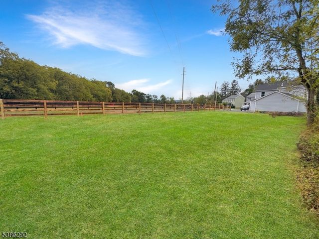 631 S Main St, Greenwich Twp., NJ 08886