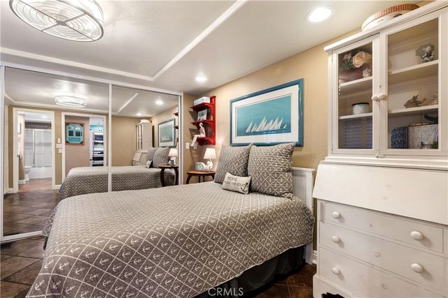 39 El Paseo, Newport Beach, CA 92663