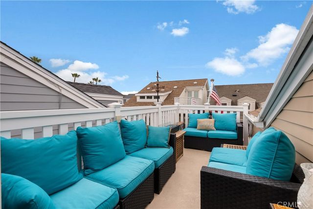 39 El Paseo, Newport Beach, CA 92663