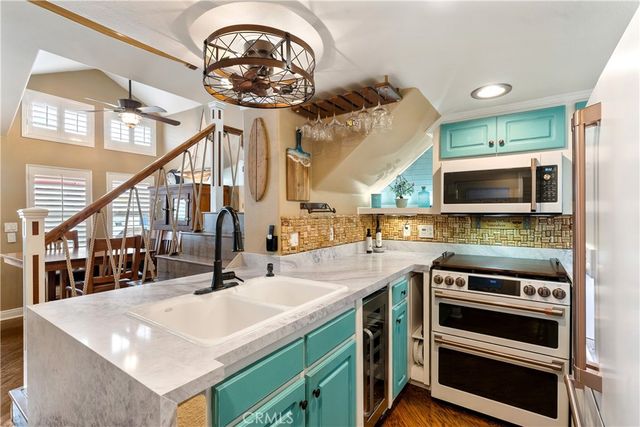39 El Paseo, Newport Beach, CA 92663