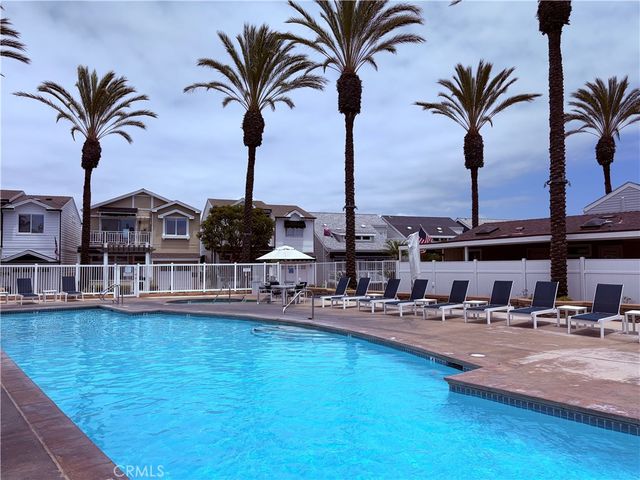 39 El Paseo, Newport Beach, CA 92663
