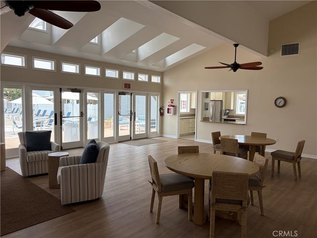 39 El Paseo, Newport Beach, CA 92663