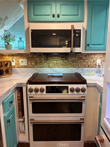 39 El Paseo, Newport Beach, CA 92663