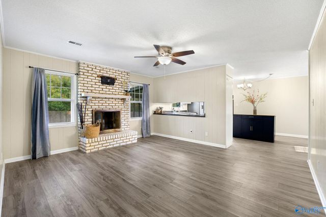 1312 SW Cloverdale Avenue, Decatur, AL 35601