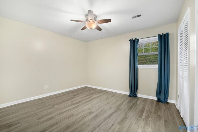 1312 SW Cloverdale Avenue, Decatur, AL 35601