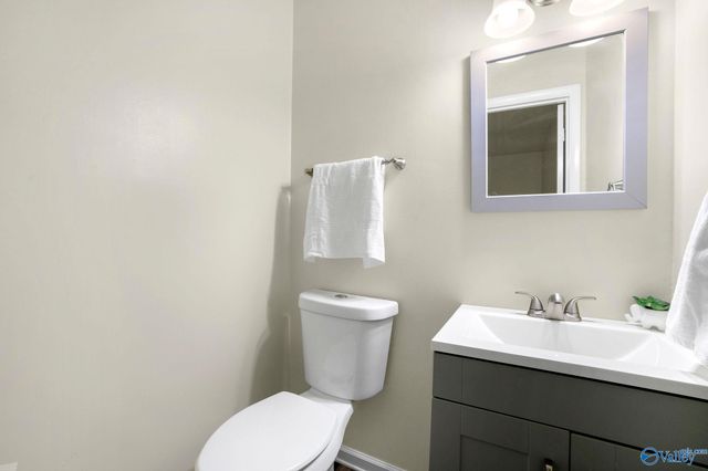 1312 SW Cloverdale Avenue, Decatur, AL 35601