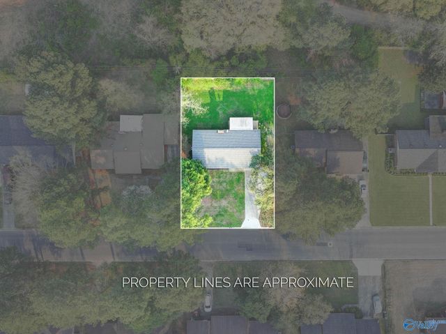 1312 SW Cloverdale Avenue, Decatur, AL 35601