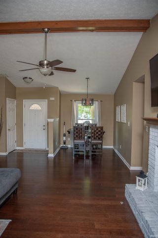 7912 W Kennedy Parkway, Yorktown, IN 47396