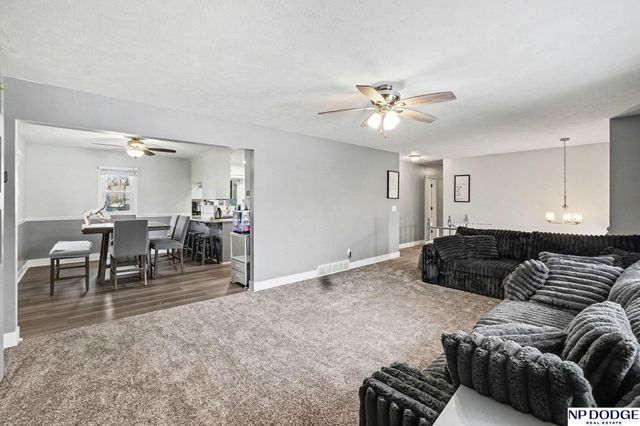 9506 Ohio Street, Omaha, NE 68134