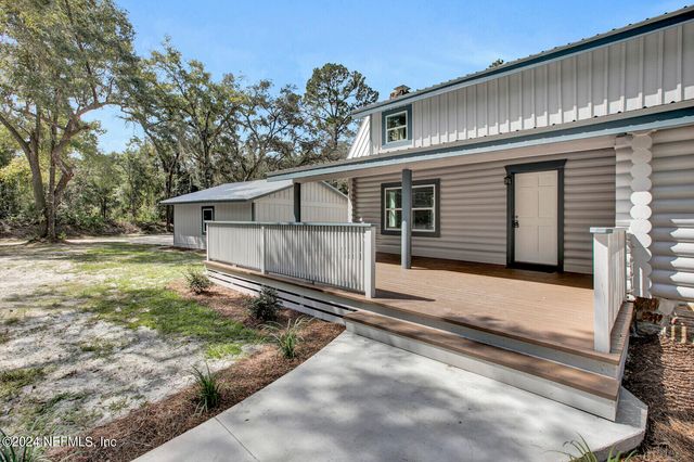 107 DINKLA Lane, Palatka, FL 32177