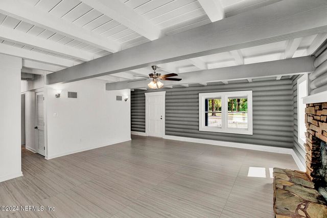 107 DINKLA Lane, Palatka, FL 32177