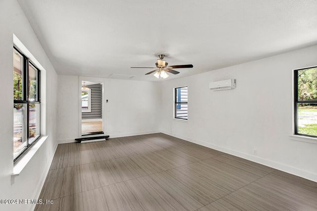 107 DINKLA Lane, Palatka, FL 32177