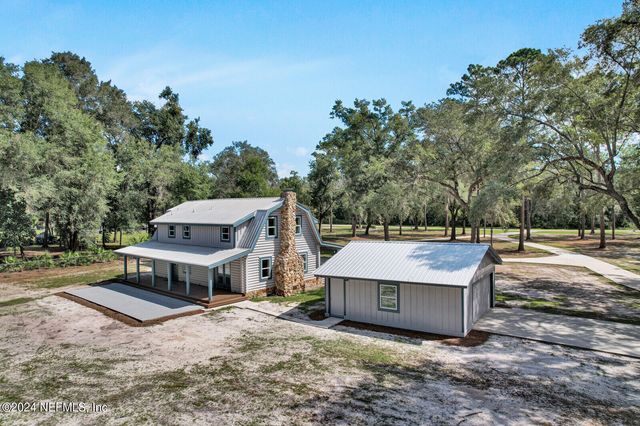 107 DINKLA Lane, Palatka, FL 32177