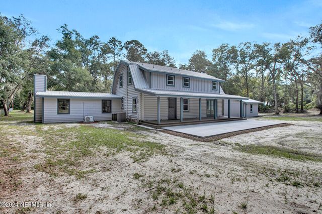 107 DINKLA Lane, Palatka, FL 32177
