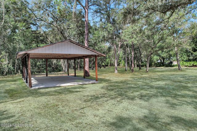 107 DINKLA Lane, Palatka, FL 32177