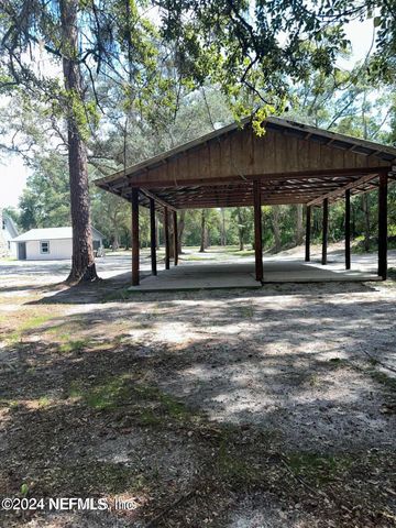 107 DINKLA Lane, Palatka, FL 32177