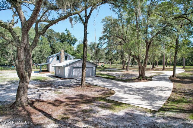 107 DINKLA Lane, Palatka, FL 32177