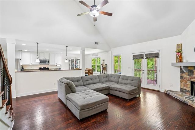 103 Fieldstone Circle, Carrollton, GA 30116