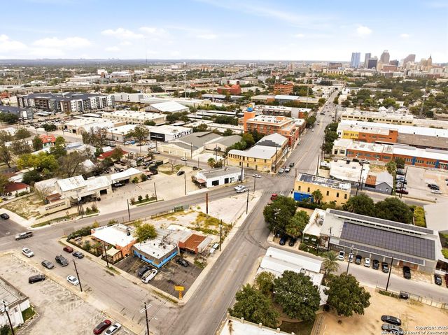 1501 S FLORES ST, San Antonio, TX 78204