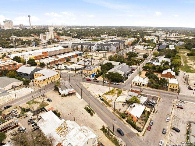 1501 S FLORES ST, San Antonio, TX 78204