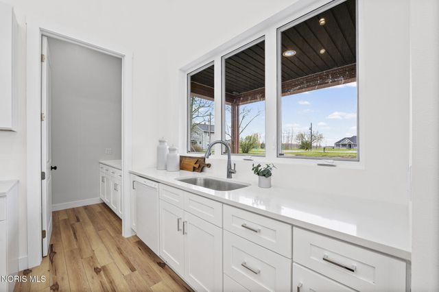 11581 W Sylvania Avenue, Berkey, OH 43504