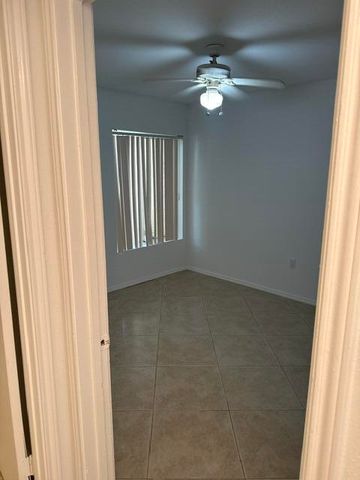 2647 NW 33rd Street 2305, Oakland Park, FL 33309