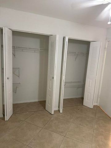2647 NW 33rd Street 2305, Oakland Park, FL 33309