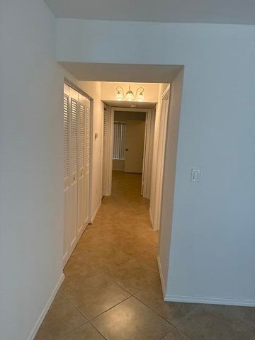 2647 NW 33rd Street 2305, Oakland Park, FL 33309