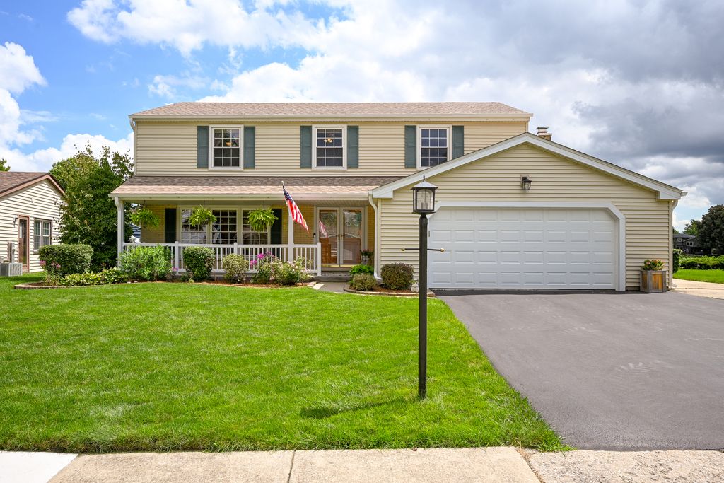 567 Hamilton Avenue, Westmont, IL 60559