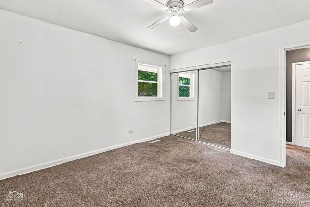 4515 Willow Lane, Mchenry, IL 60050