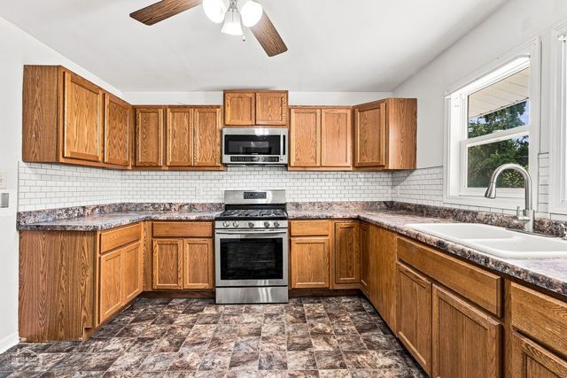 4515 Willow Lane, Mchenry, IL 60050