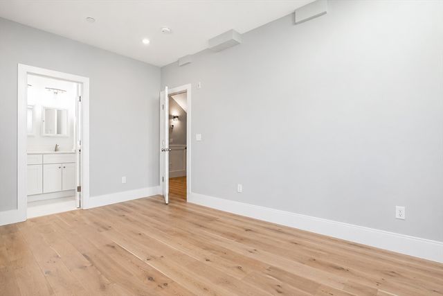 261-263 Washington Street 3, Somerville, MA 02143