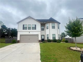 3035 Chris Circle, Villa Rica, GA 30180