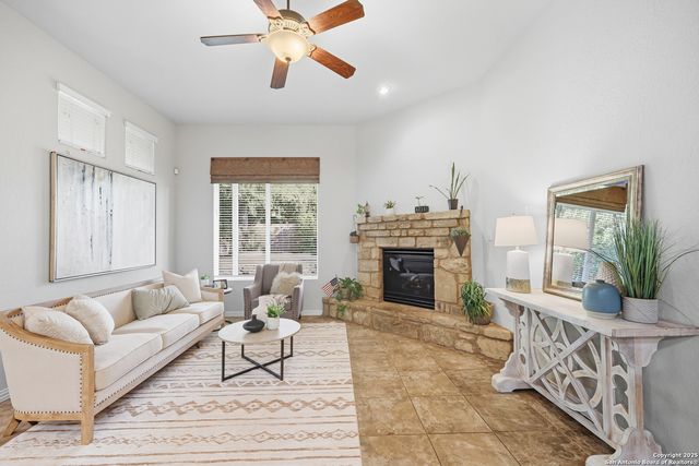 1903 Roaring, San Antonio, TX 78260