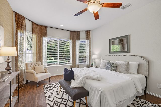 1903 Roaring, San Antonio, TX 78260