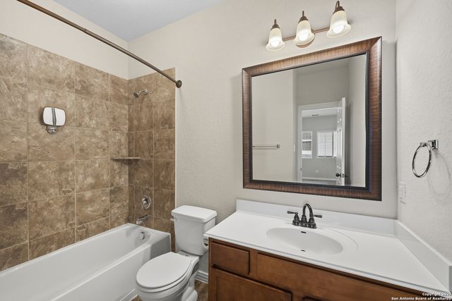 1903 Roaring, San Antonio, TX 78260