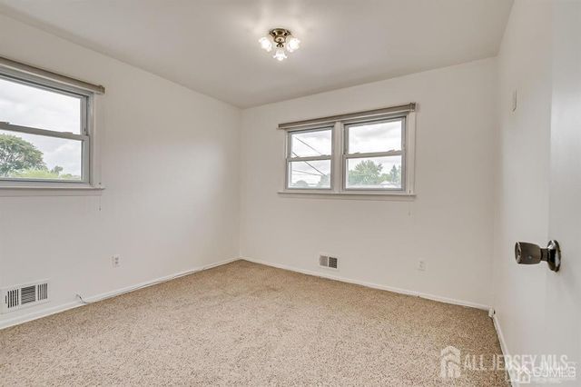 559 Wood Avenue, Edison, NJ 08820