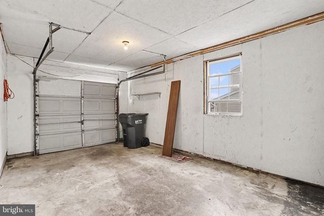 1117 CLOVERTON DR, Columbia, PA 17512