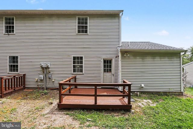 1117 CLOVERTON DR, Columbia, PA 17512