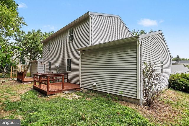 1117 CLOVERTON DR, Columbia, PA 17512