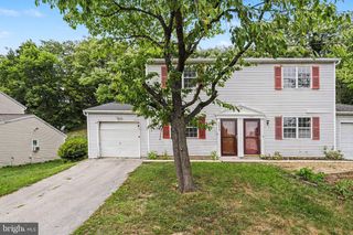 1117 CLOVERTON DR, Columbia, PA 17512