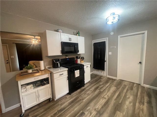 506 Oak Street, Clarksville, AR 72830