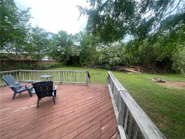 506 Oak Street, Clarksville, AR 72830