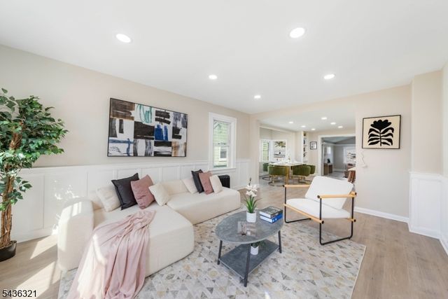 536 Spruce Ave, Garwood Boro, NJ 07027